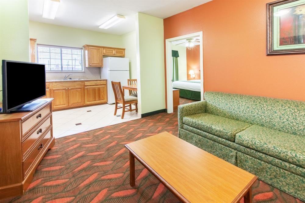 Days Inn & Suites By Wyndham Houston Hobby Airport Luaran gambar