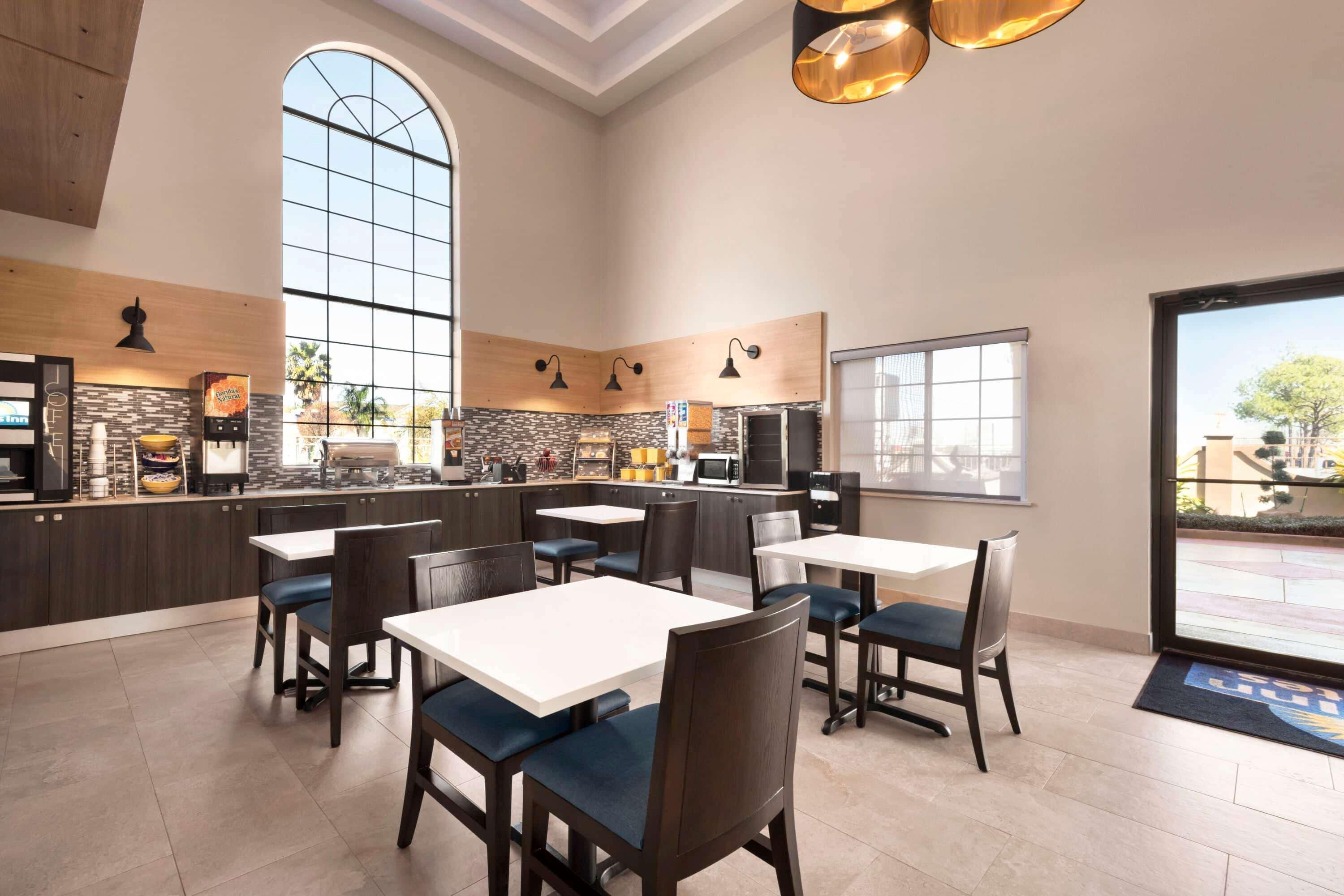 Days Inn & Suites By Wyndham Houston Hobby Airport Luaran gambar