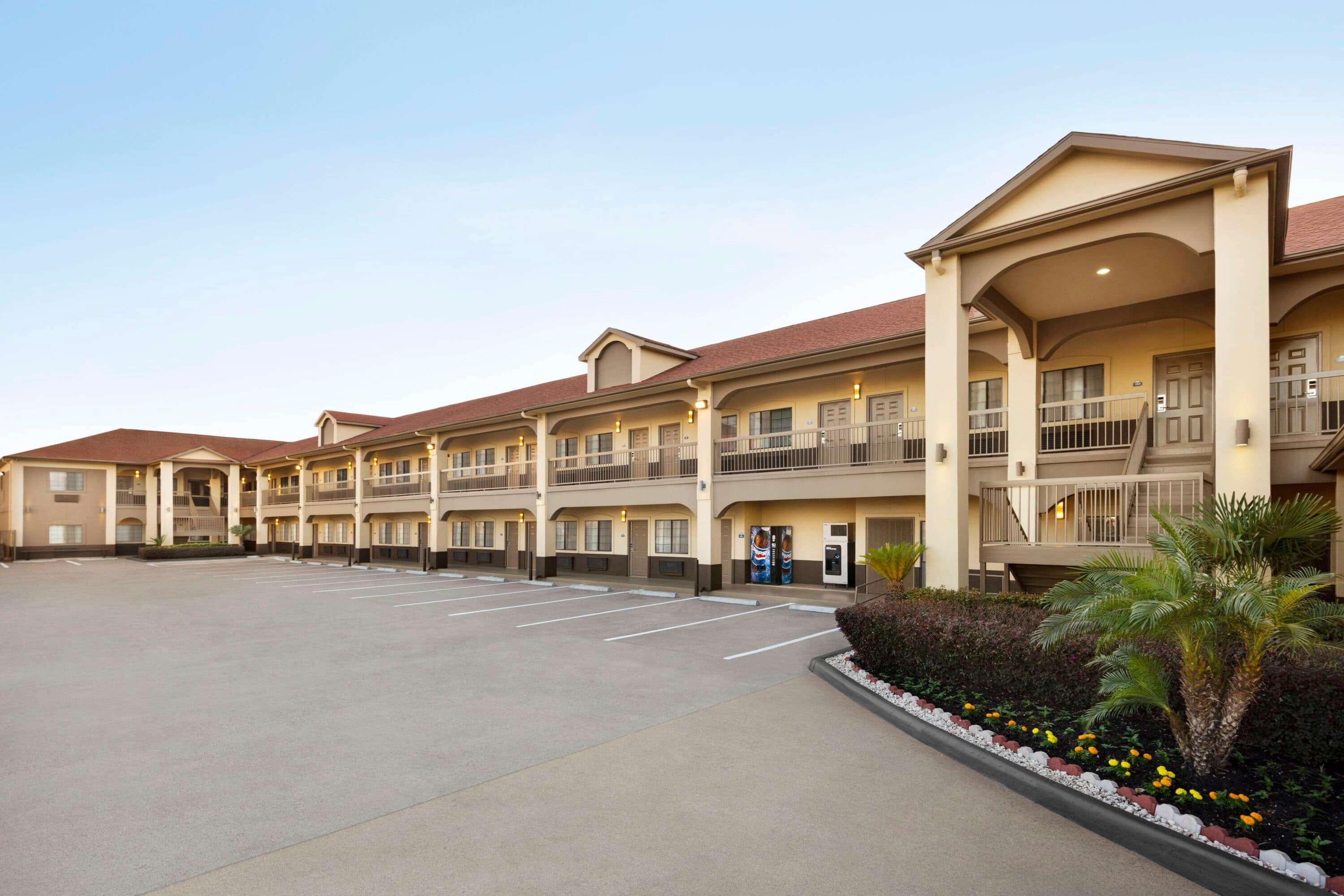 Days Inn & Suites By Wyndham Houston Hobby Airport Luaran gambar