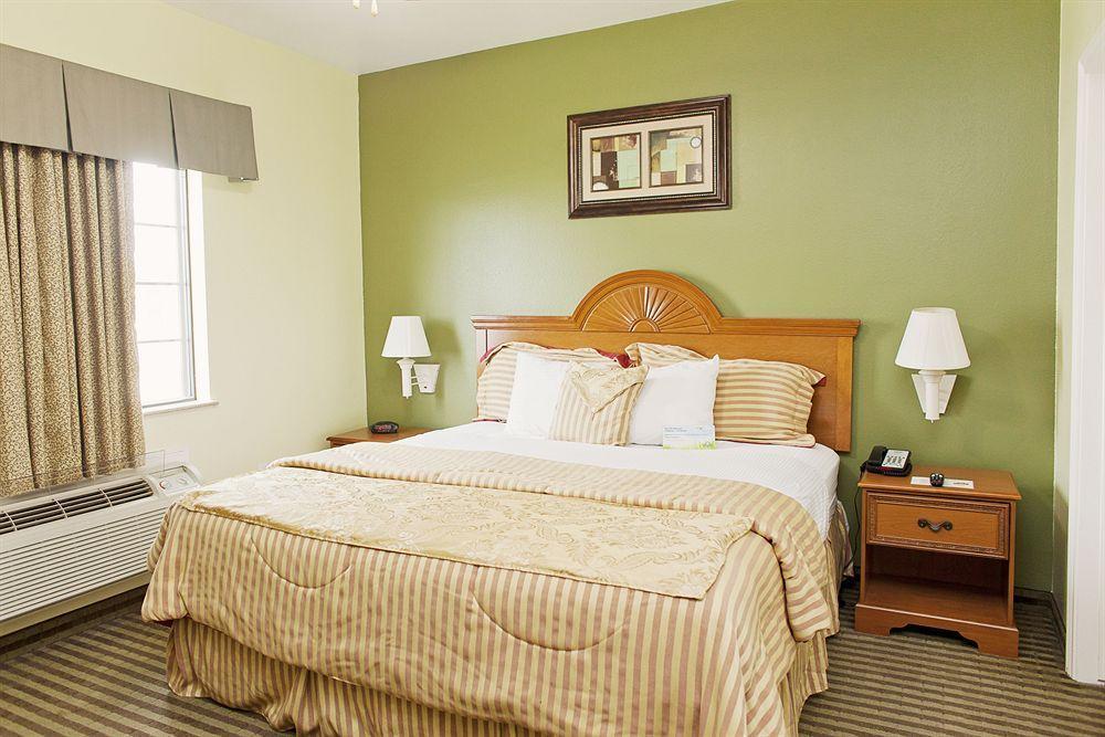 Days Inn & Suites By Wyndham Houston Hobby Airport Luaran gambar