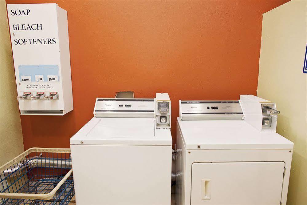 Days Inn & Suites By Wyndham Houston Hobby Airport Luaran gambar